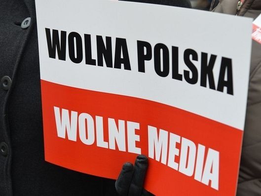 Marsz w obronie prawdy i wolnych mediów w Lęborku